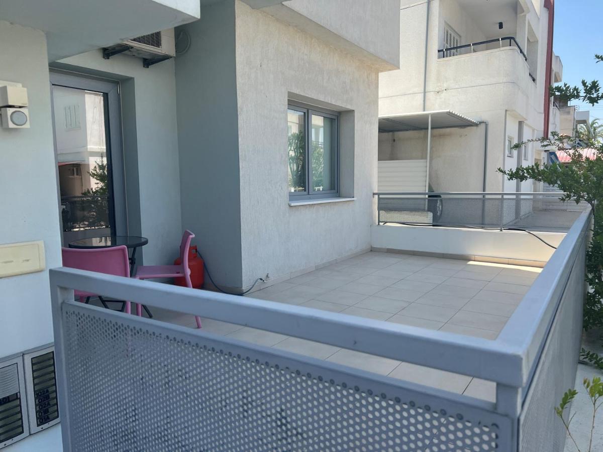 Myrtiana Apartments Никосия Экстерьер фото
